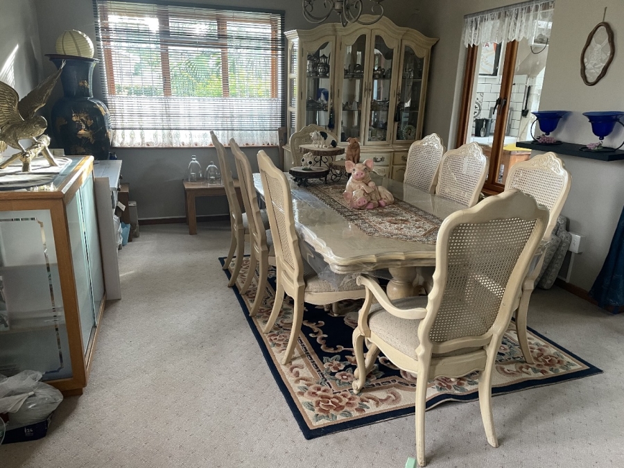 4 Bedroom Property for Sale in Loerie Park Western Cape